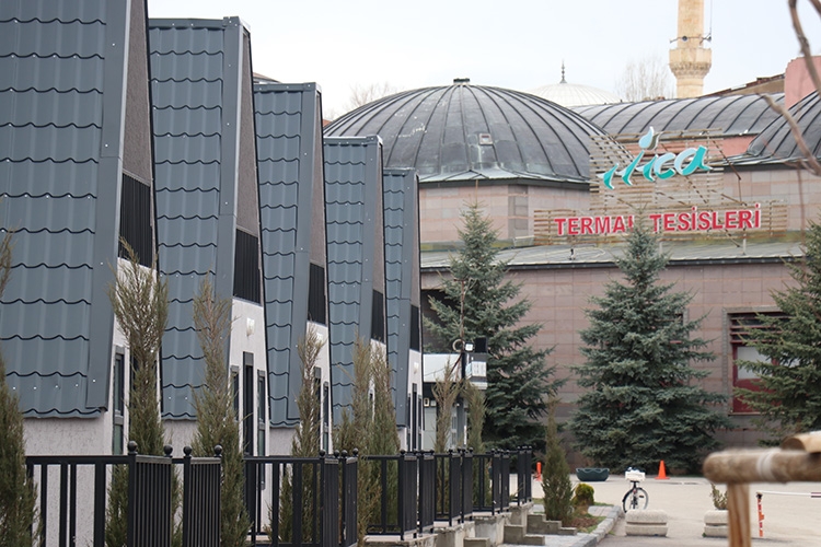 08_Nisan_01 mart_04_AA-34224866.jpg