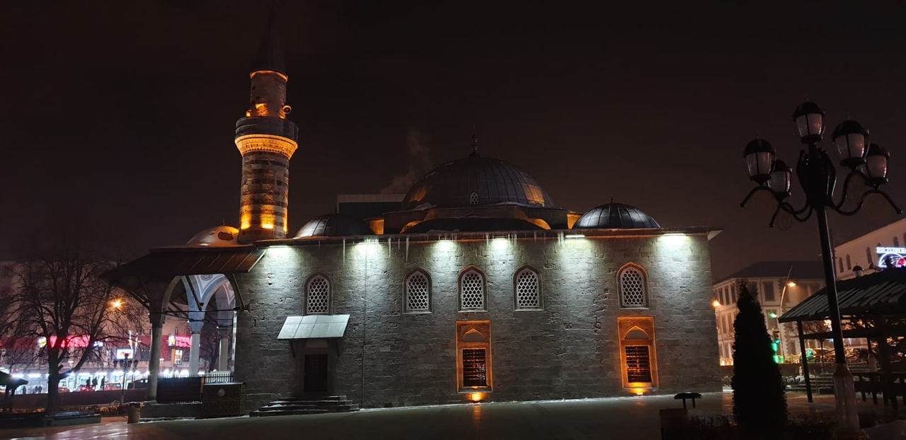 Lala Mustafa Paşa Camii (Erzurum)