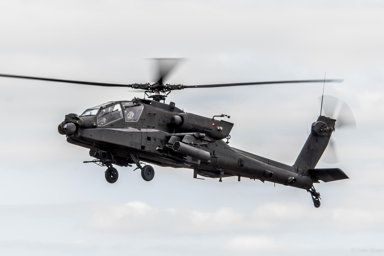 Boeing AH-64 Apache