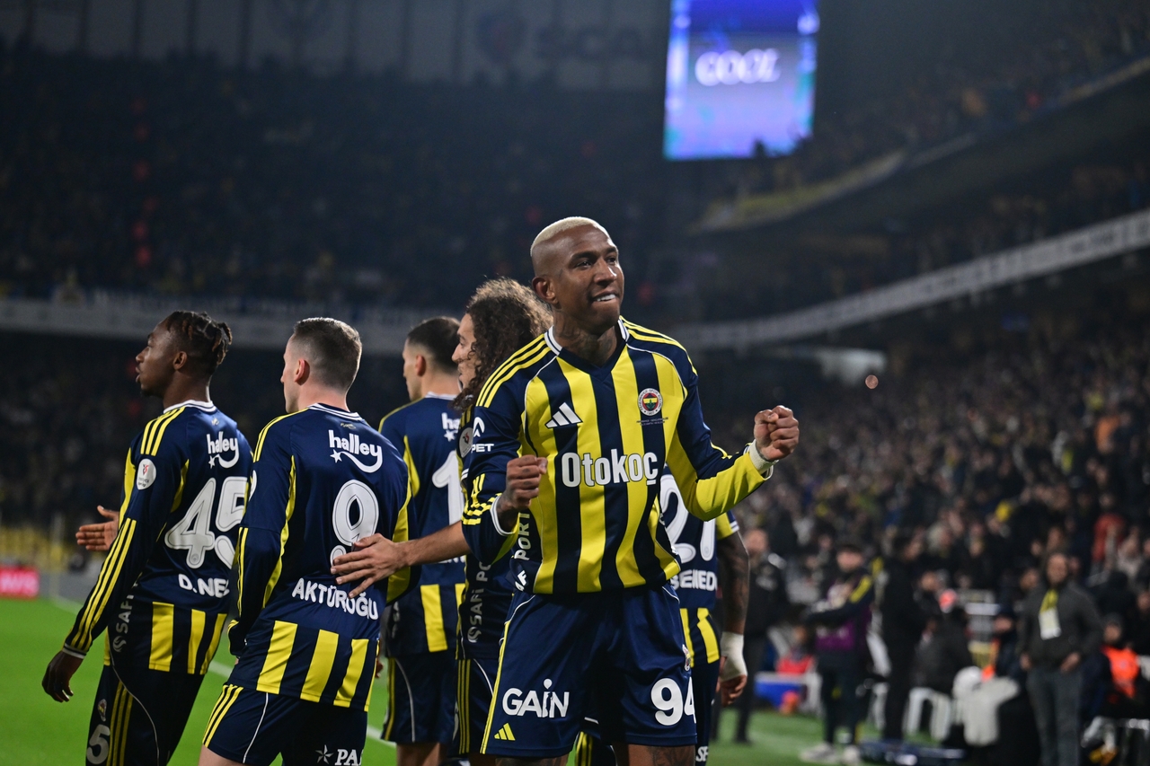 Fenerbahçe UEFA Avrupa Ligi Son 16 Play-Off Turu Karşılaşmaları image