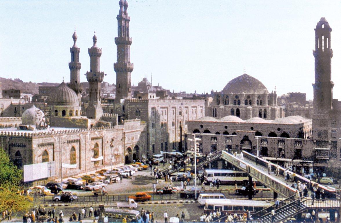 Kahire’de Ezher Camii ve Külliyesi – Mısır