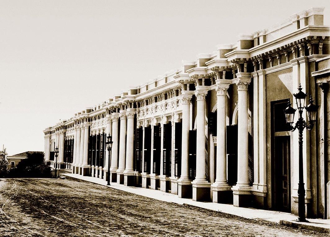 Yıldız Sarayı Silâhhâne Binası (İÜ Ktp., Albüm, nr. 90552)