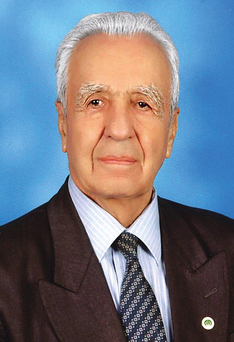 Oktay Aslanapa