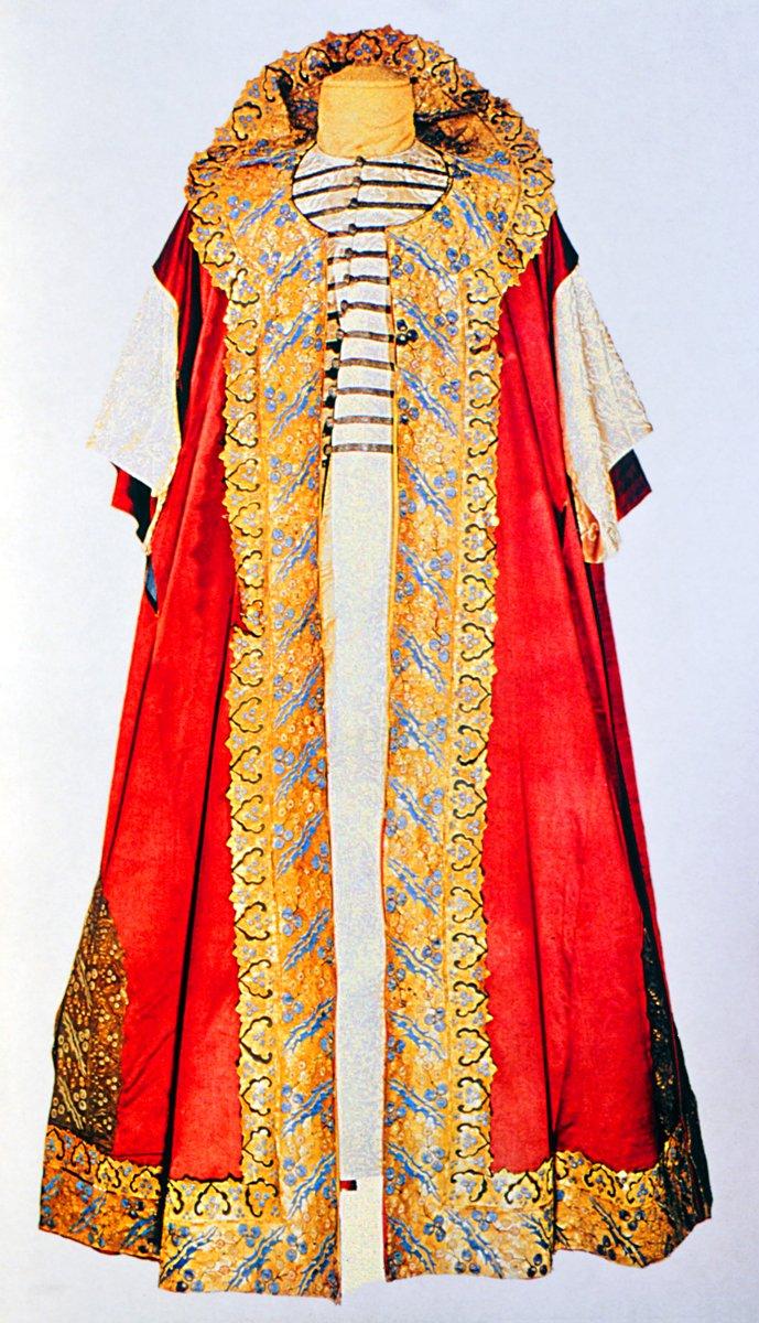 Kanûnî’nin şehzadesi Mehmed’in atlas kaftanı (TSM, Padişah Elbiseleri, nr. 13/739)
