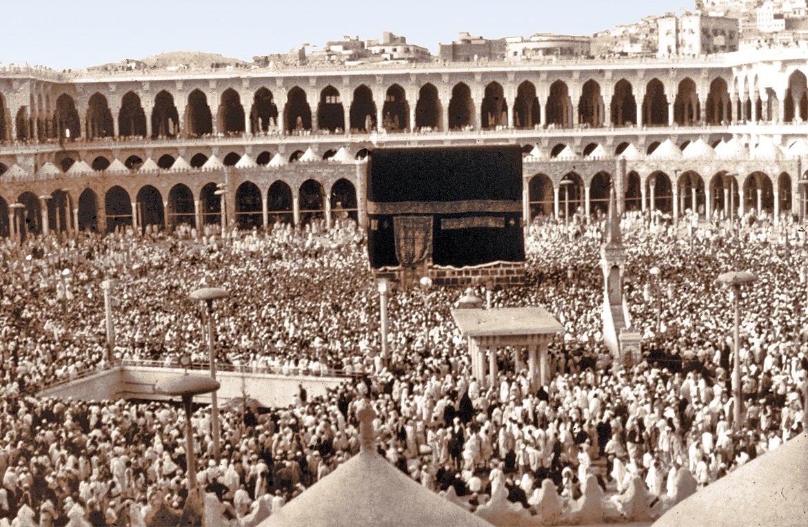 Mimar Sinan’a ait minber yıkılmadan önceKâbe ve Zemzem Kuyusu’nun görünüşü(Mustafa Uzun fotoğraf arşivi)