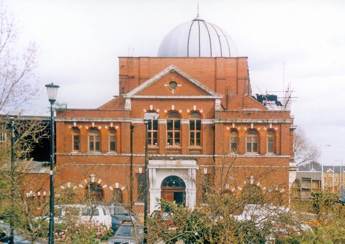 Kuzey Londra Camii (Shacklewell Lane Camii) – İngiltere