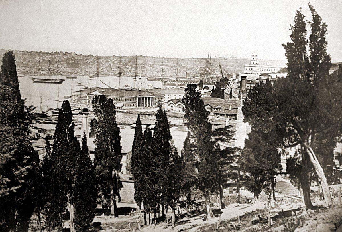 Galata Mezarlığı’nın eski bir fotoğrafı (Semavi Eyice fotoğraf arşivi)