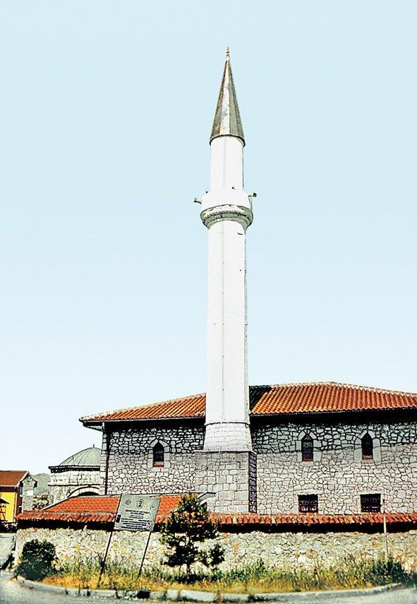 Podgorica’da Hacı Mehmed Paşa Osmanagiç Camii (Machiel Kiel fotoğraf arşivi)