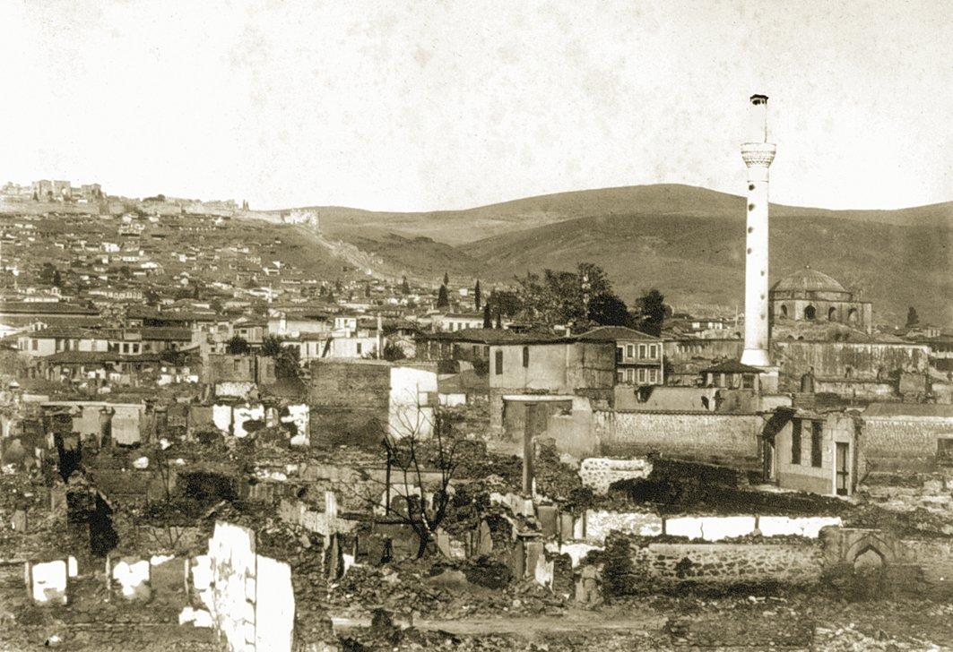 1917 yangınından sonra tarihî kısmının büyük bir bölümü harabe haline gelen Selânik’in görünümü