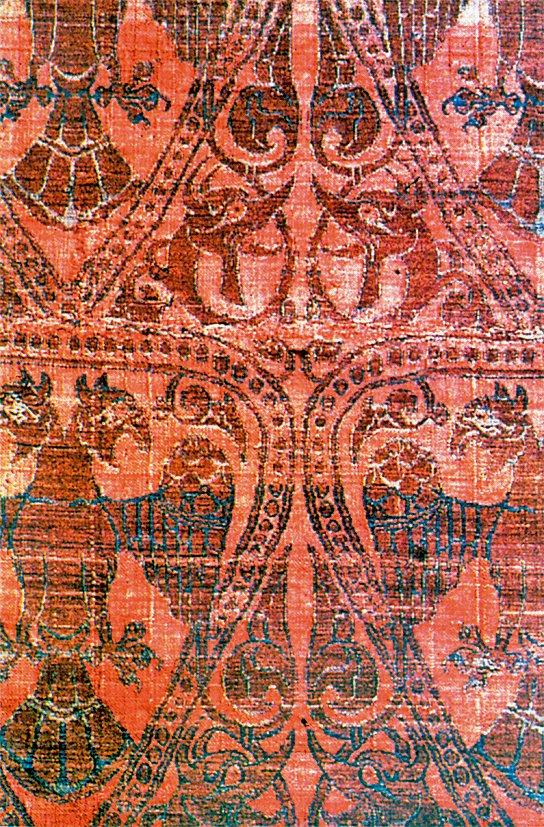Selçuklu dönemine ait ipek kumaş(Berlin Staatliche Museen)