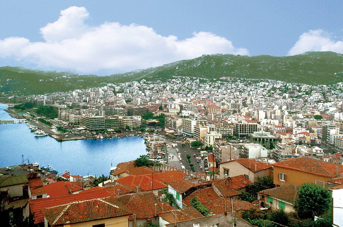 Kavala Kalesi’nden şehrin görünüşü