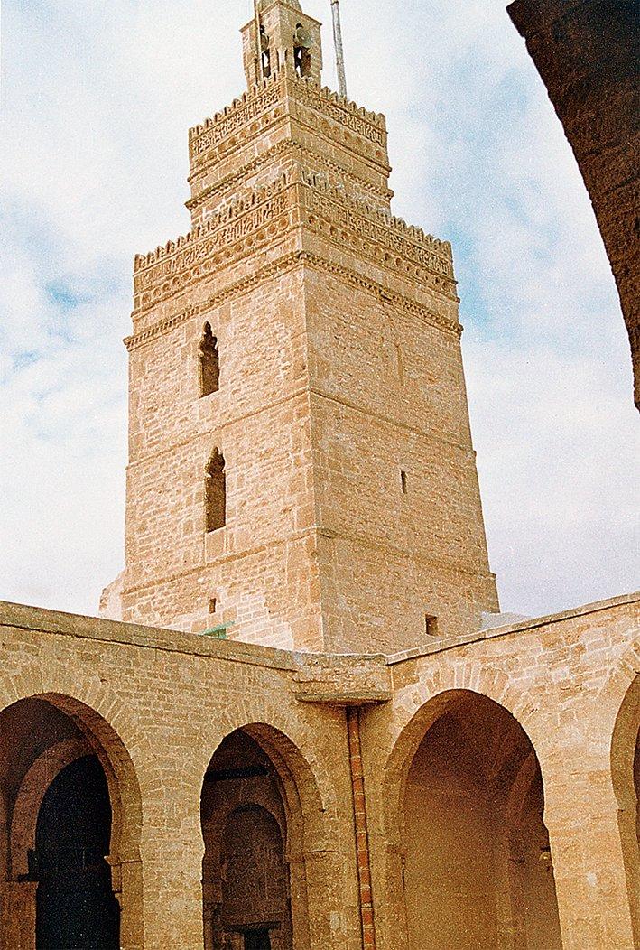 Sefâkus Ulucamii’nin minaresi