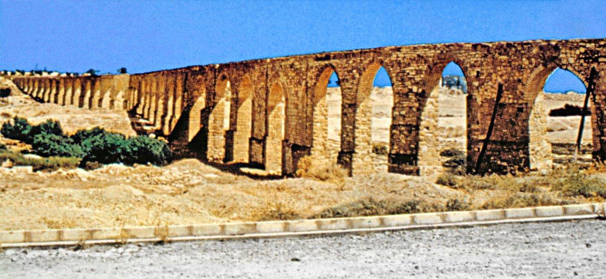 Larnaka-Limasol yolu üzerindekiEbûbekir Paşa su kemerleri
