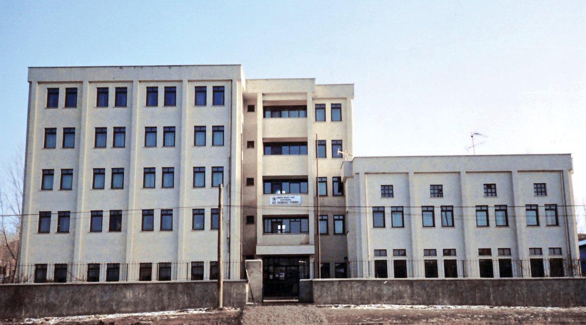 Türkiye Diyanet Vakfı tarafından yaptırılan Kastamonu Kız Öğrenci Yurdu