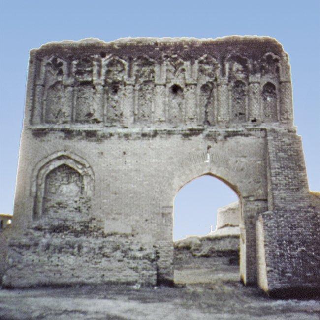 Rakka şehrinin Bağdat Kapısı kalıntıları