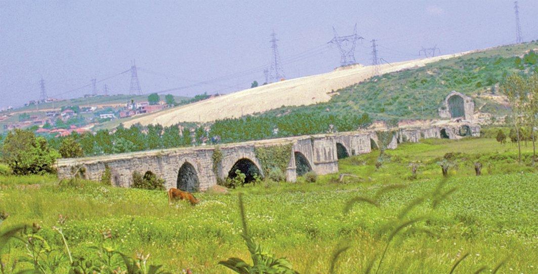 Adapazarı’nın yakın çevresindeki tarihî eserlerden Beşköprü (VI. yüzyıl)