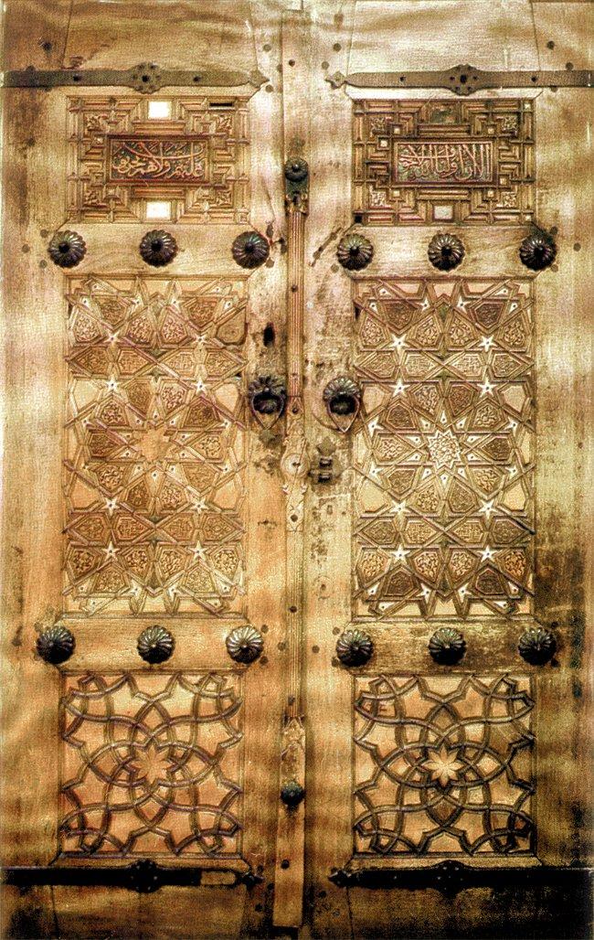 Hacı Bayrâm-ı Velî Camii’nin iç kapı kanatları (Ankara Etnografya Müzesi, Envanter nr. 80/4)