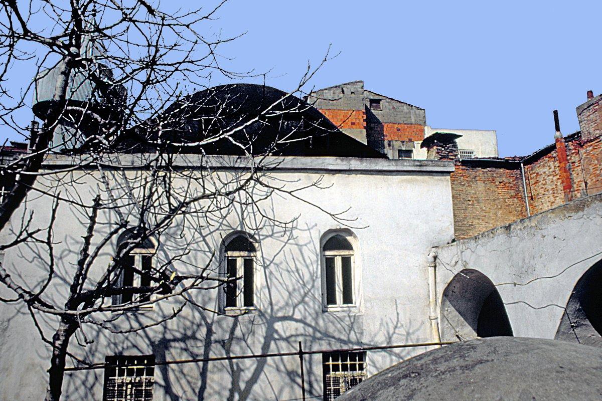 Hamîdüddin Efendi’nin yaptırdığı Efdalzâde Medresesi – Fatih/İstanbul