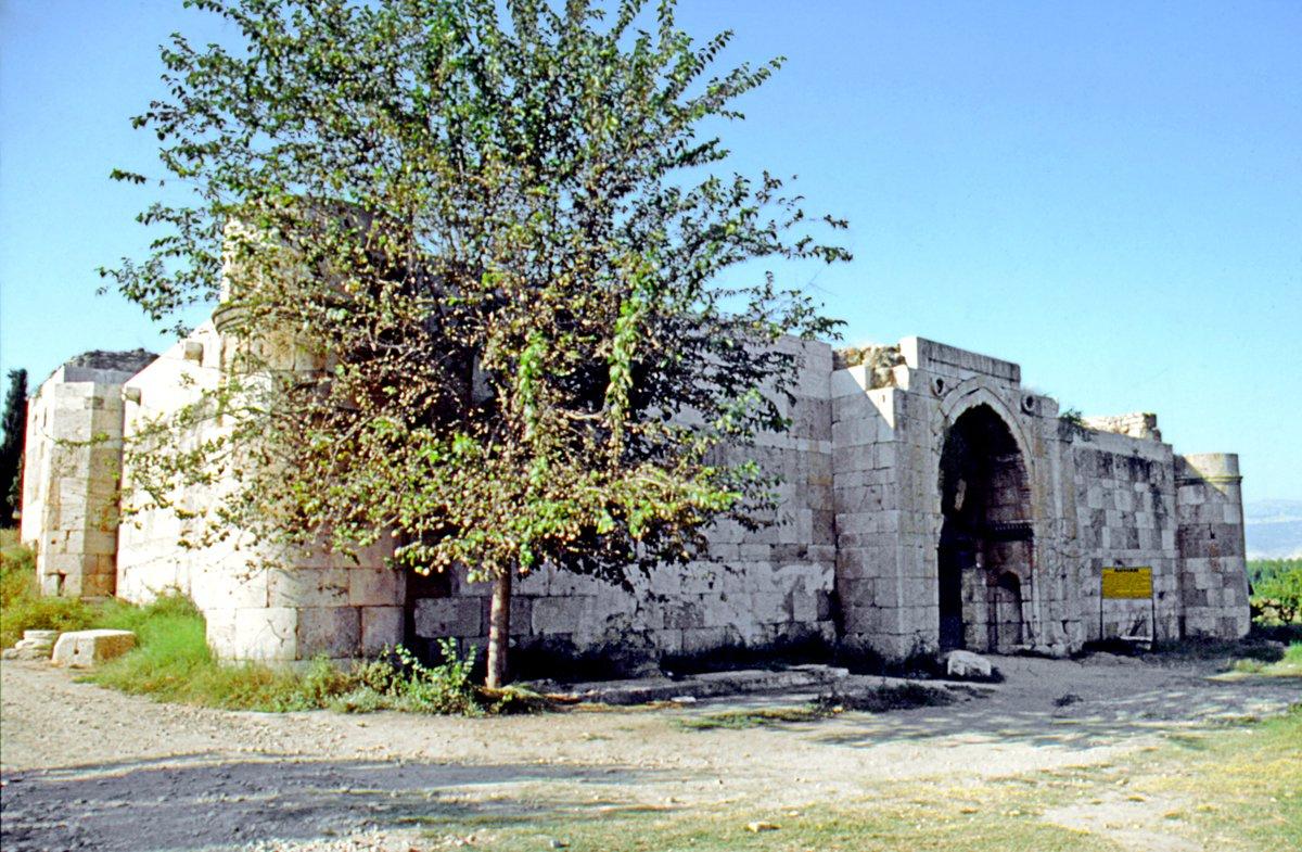 Denizli’nin şehir girişi yakınındaki Akhan