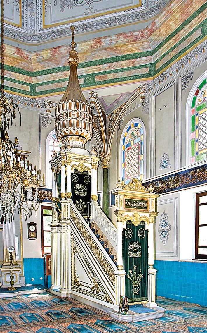 Teşvikiye Camii’nin minberi