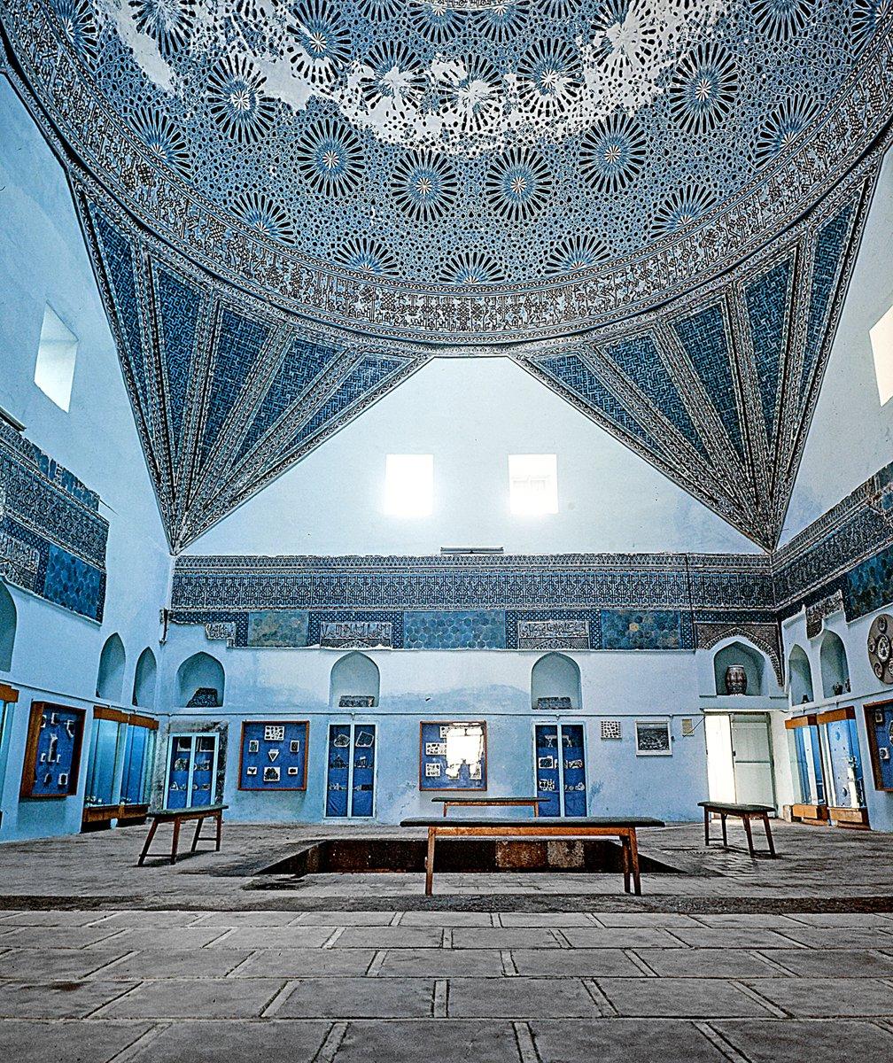 Karatay Medresesi’nin içinden bir görünüş – Konya