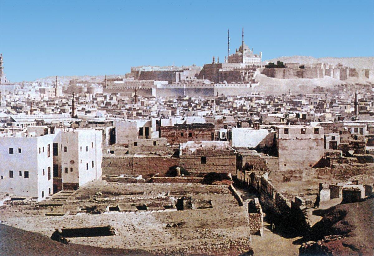 XIX. yüzyıl sonunda Kahire’den bir görünüş (İÜ Ktp., Albüm, nr. 90565)