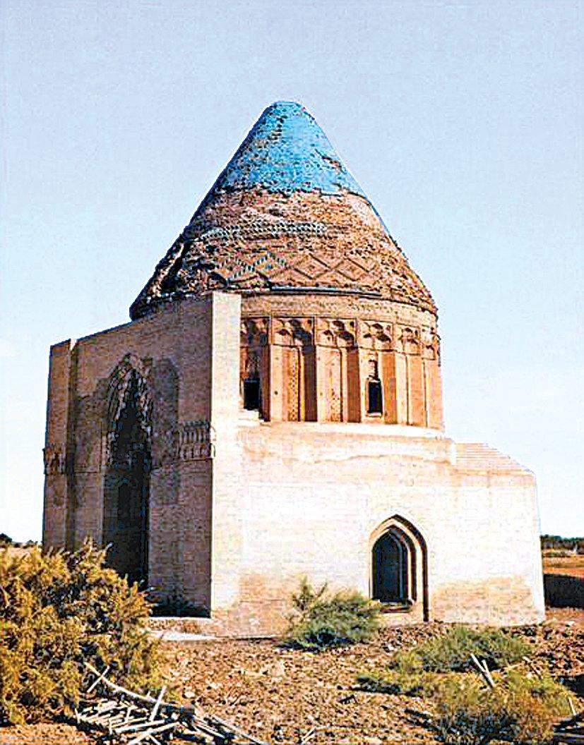 Sultan Alâeddin Tekiş’in Gürgenç’teki türbesi