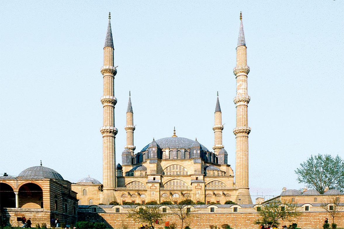 Osmanlı mimarbaşısı Sinan’ın şaheseri sayılan Selimiye Camii – Edirne