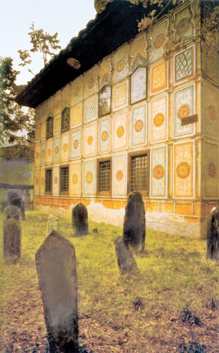 Alaca Cami’nin hazîresinden bir görünüş