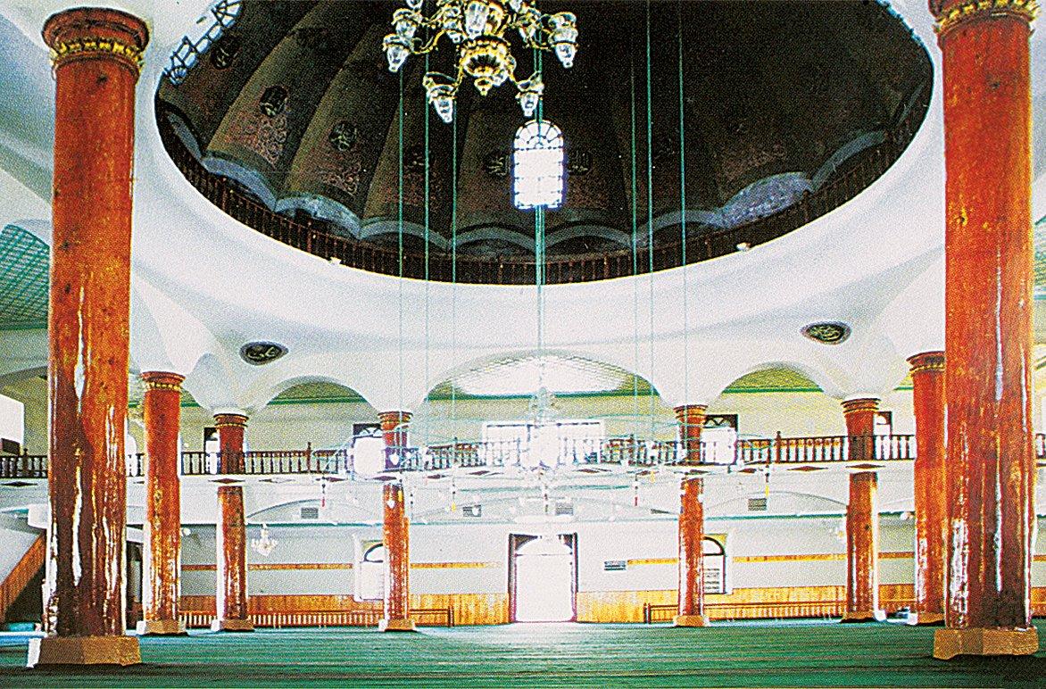 Çorum Ulucamii’nin harim kısmından bir görünüş