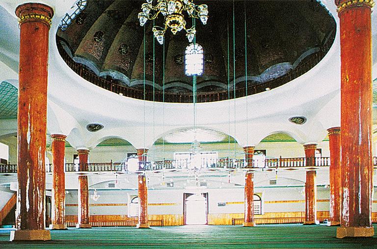 Çorum Ulucamii’nin harim kısmından bir görünüş