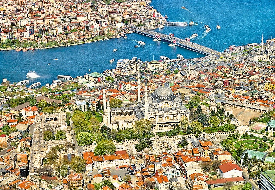 Süleymaniye Camii ve Külliyesi’nin kuş bakışı görünüşü (Fatma – Orhan Durgut fotoğraf arşivi)