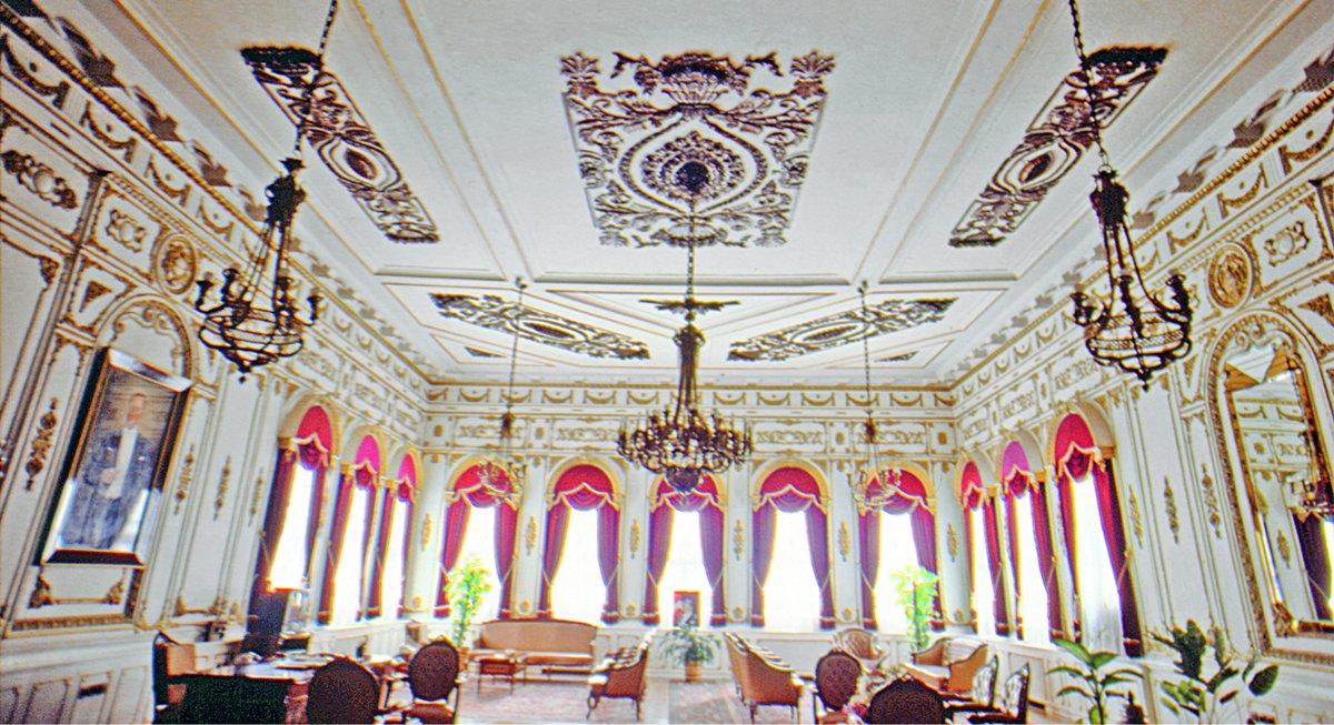 Bâbıâli toplantı salonu