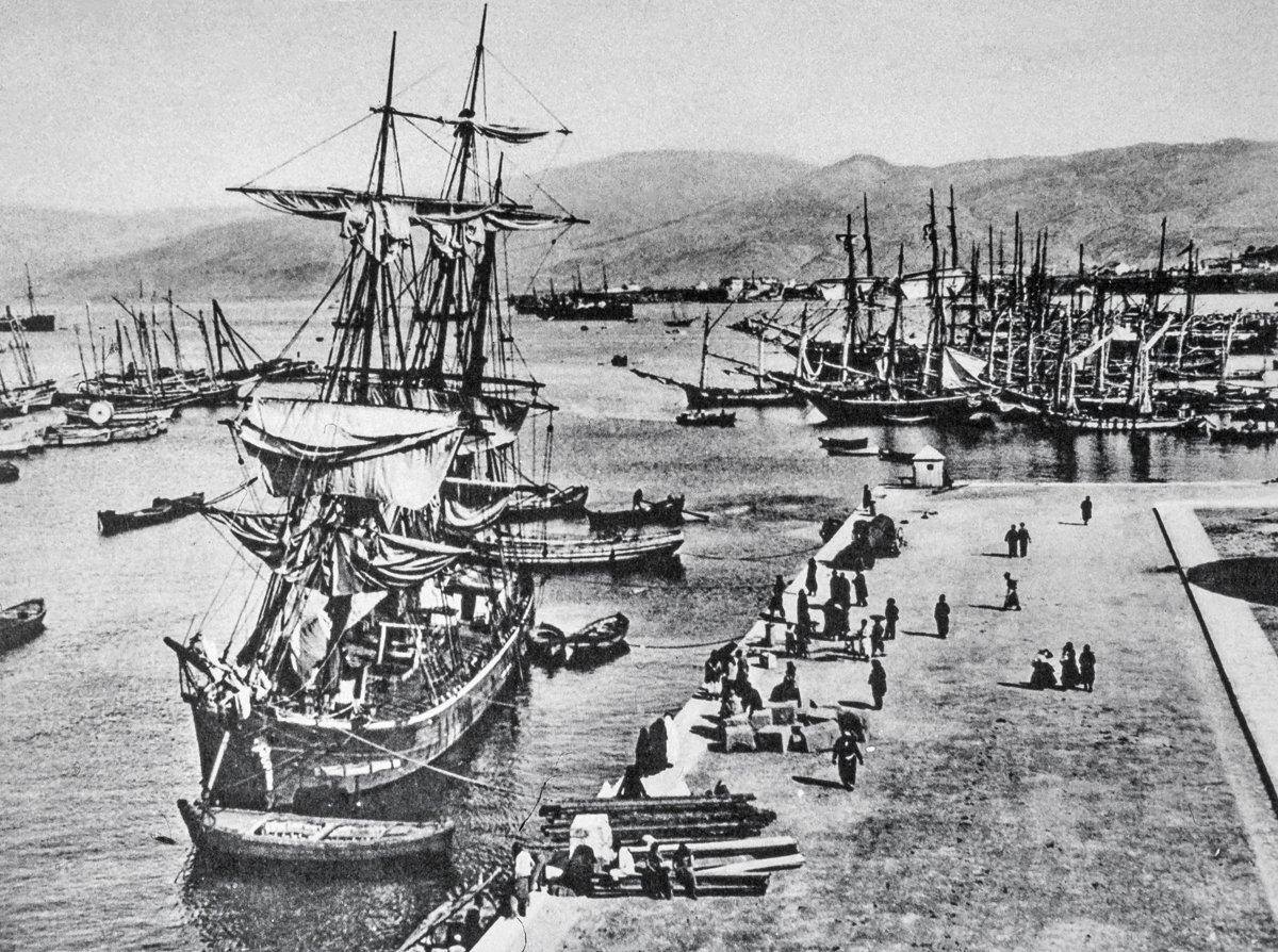 1890 yılında Beyrut Limanı’nı gösteren bir fotoğraf (Chevallier, lv. XI-1)