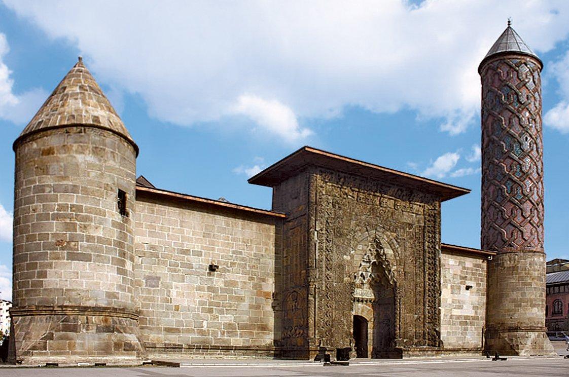 Yâkutiye Medresesi – Erzurum