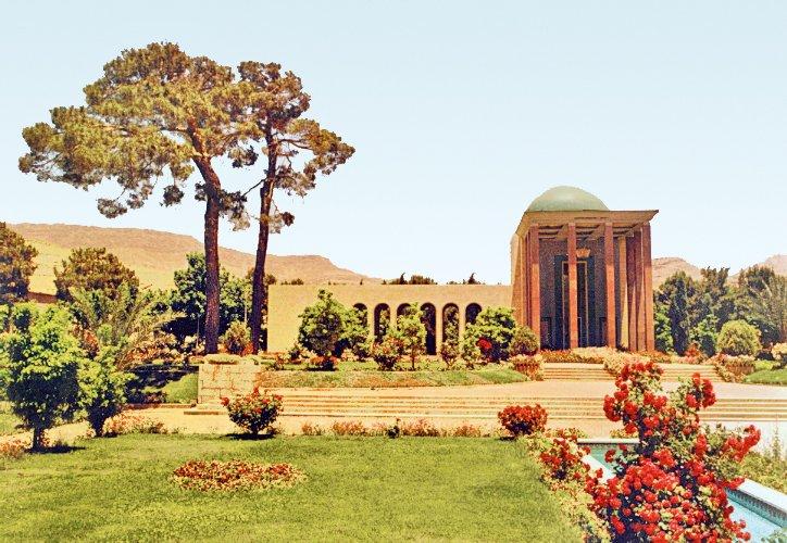 Sa‘dî-i Şîrâzî’nin anıt mezarı