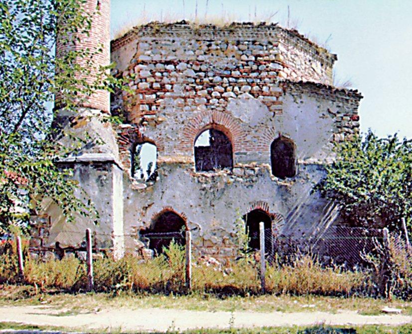 Mehmed Bey Camii’nin 2005 yılındaki hali (Stephen Lewis fotoğraf arşivi)