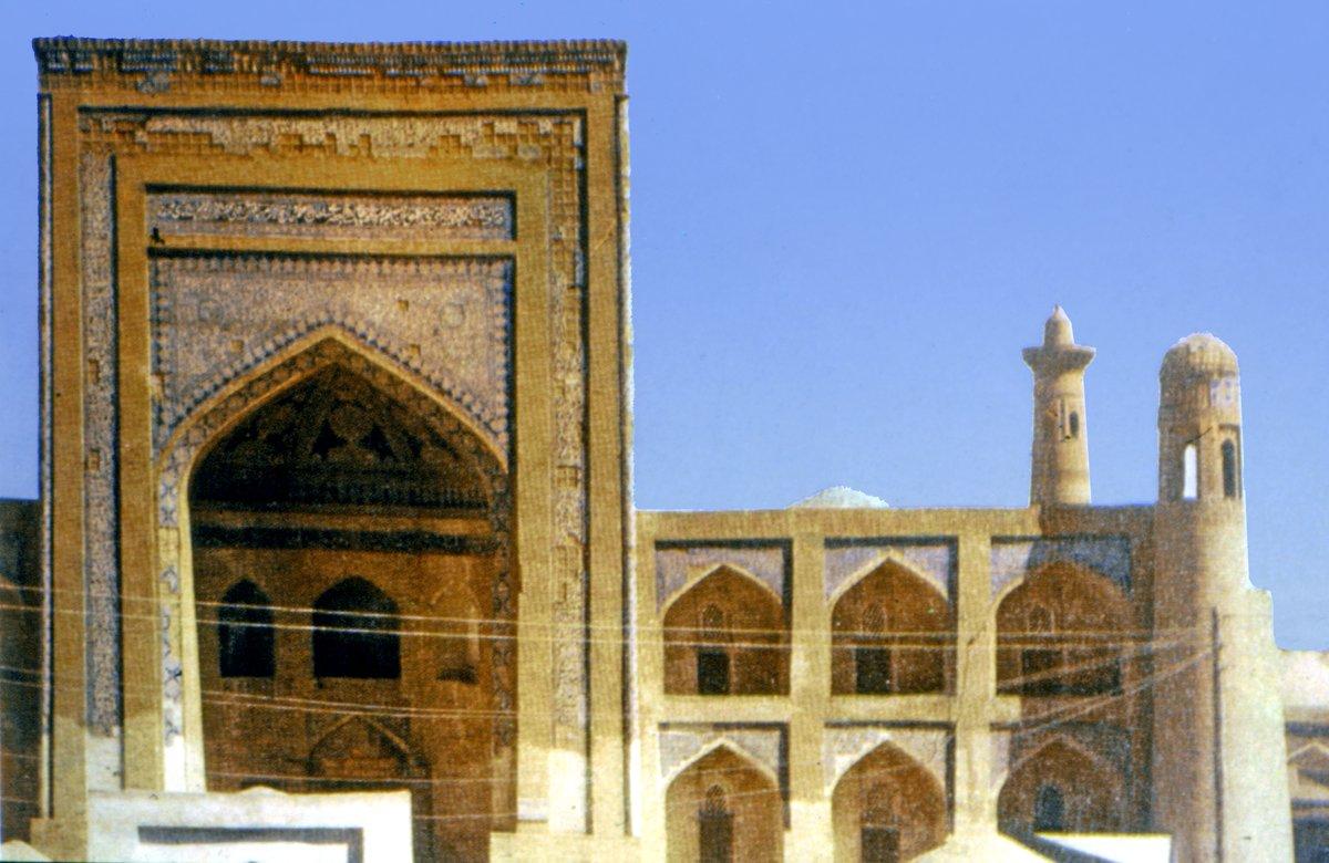Allahkulı Han’ın yaptırdığı 1835 tarihli medrese – Hîve