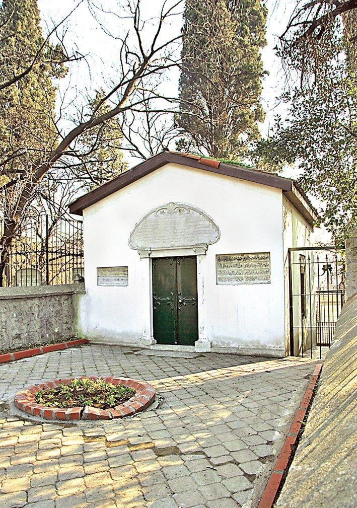 Özbekler Tekkesi hazîresinde Mîr Ali Rızâ Türbesi – Üsküdar/İstanbul