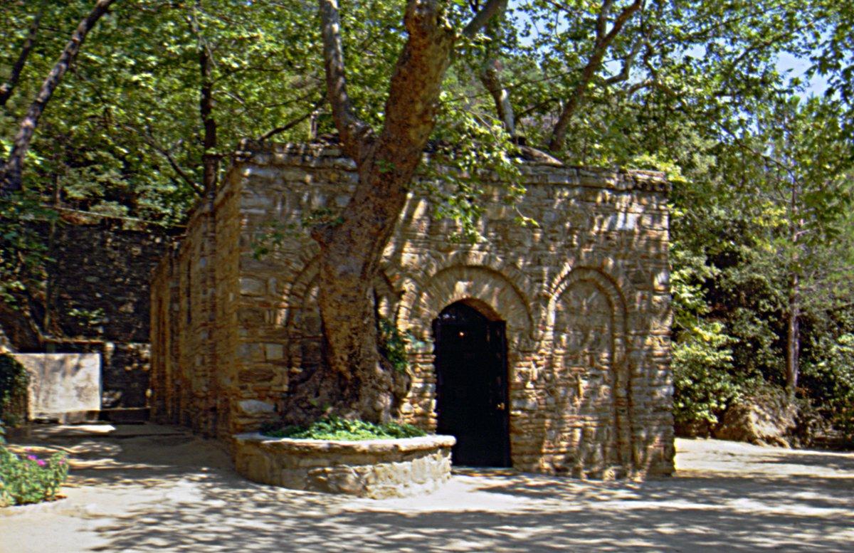 Bülbüldağı üzerindeki Meryemana Evi – Selçuk/İzmir