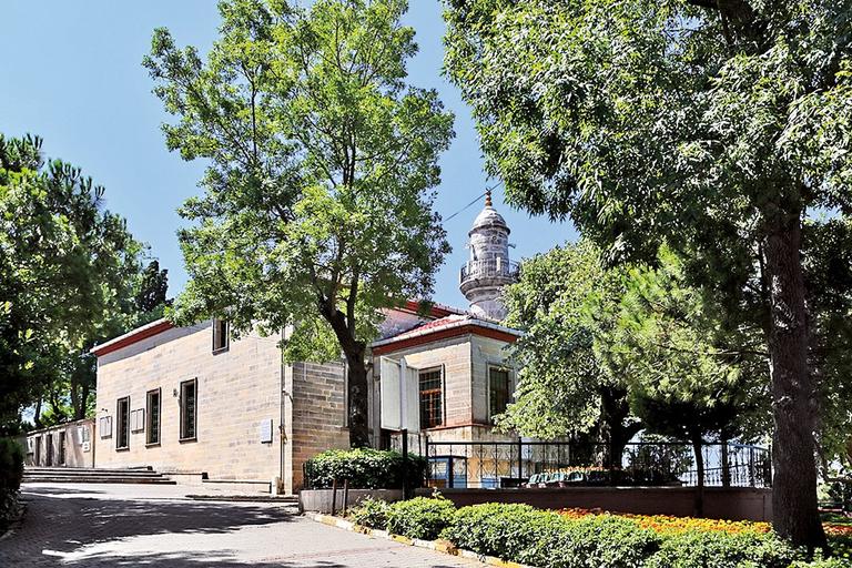 Yuşa tepesinde Yirmisekizçelebizâde Sadrazam Mehmed Said Paşa’nın inşa ettirdiği mescid