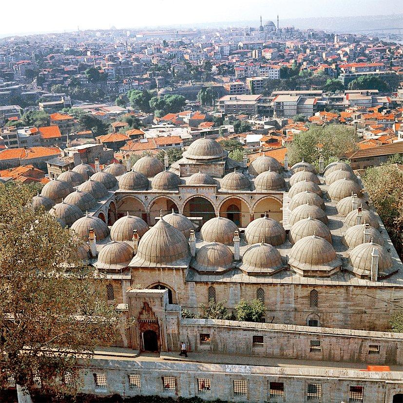 Süleymaniye Külliyesi’nin tabhânesi