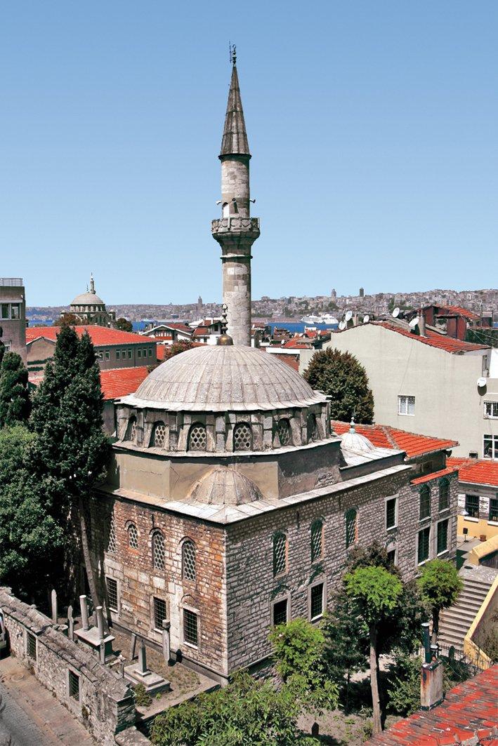Kaptanıderyâ Kaymak Mustafa Paşa’nın inşa ettirdiği Kaptan Paşa Camii – Üsküdar/İstanbul