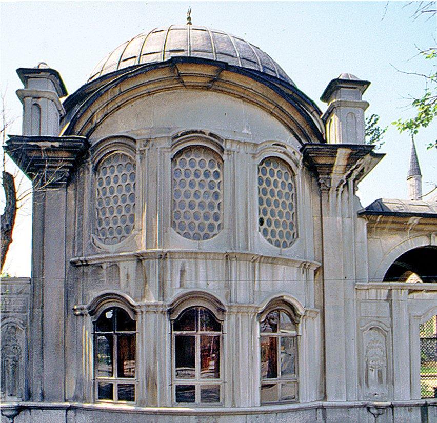 Şah Sultan Türbesi ve Çeşmesi