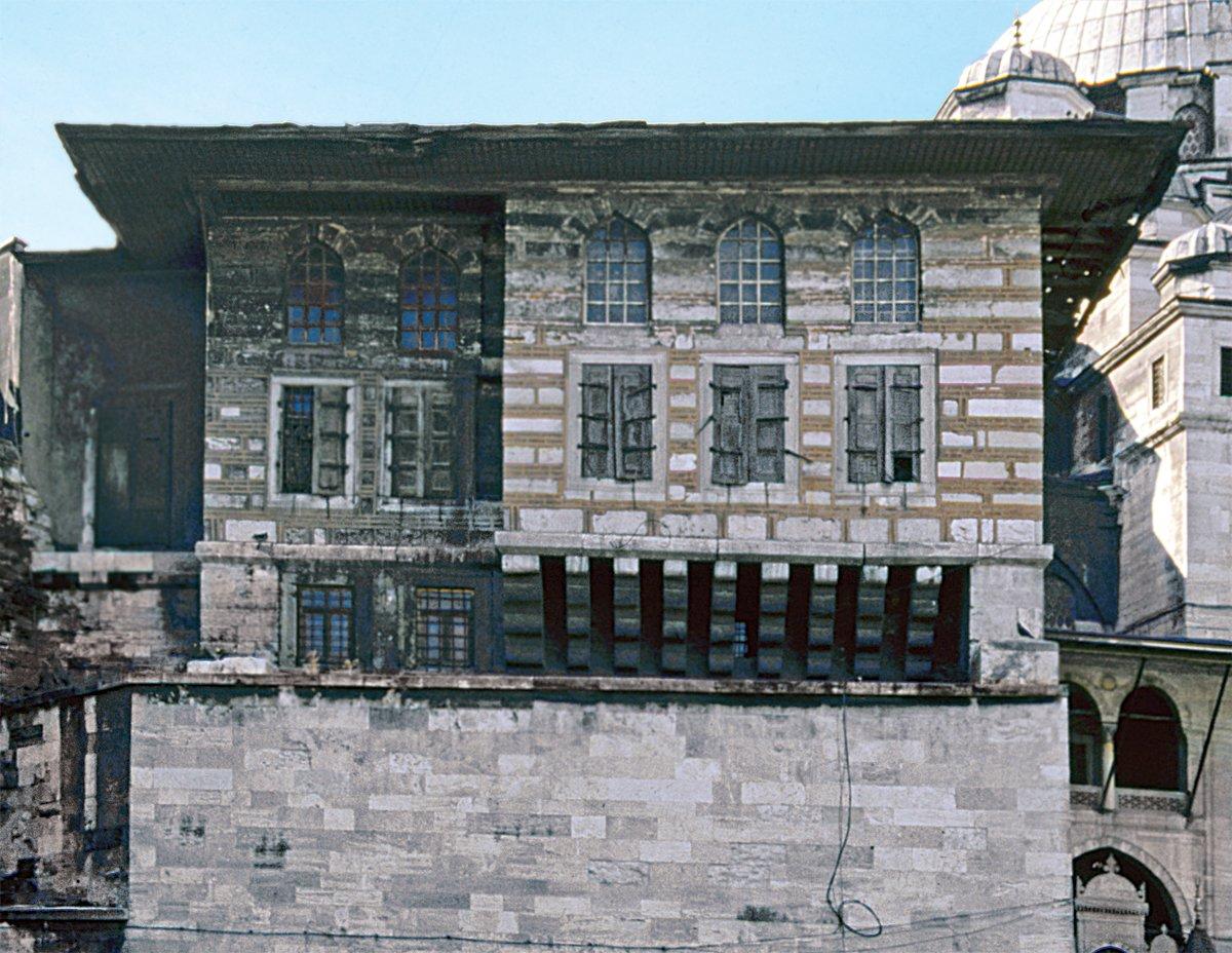 Eminönü’nde Yenicami kasr-ı hümâyunu – Fatih/İstanbul