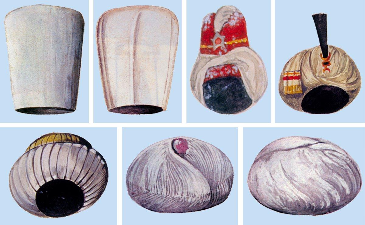 Değişik kavuk tipleri (sırayla): Selîmî kavuk,Yûsufî kavuk, şehzade kavuğu, dardağan kavuğu,örfî kavuk, Hüseynî kavuk, çatma kavuk
