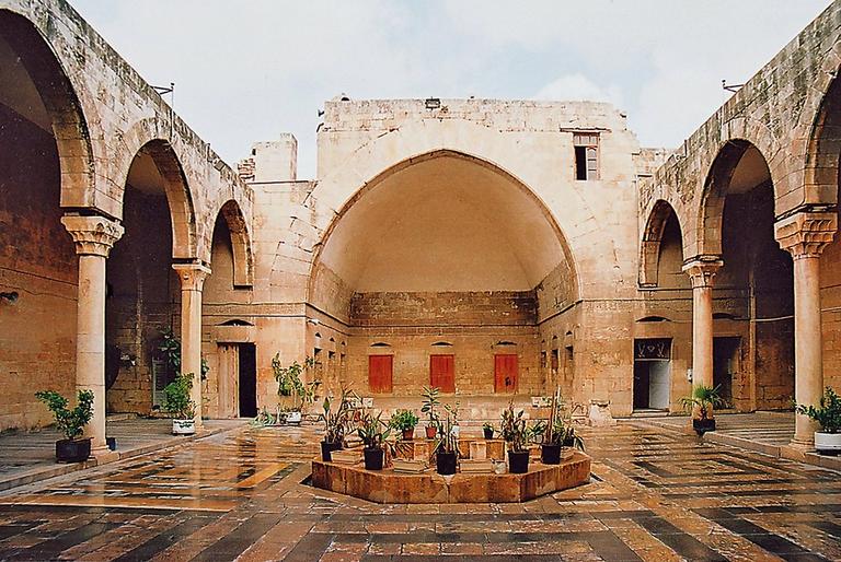 Halep’te Medresetü’l-Firdevs’inavlusundan bir görünüş