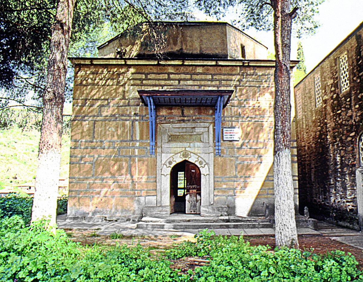 Birgi’de Aydınoğlu Mehmed Bey’in türbesi – Ödemiş/İzmir