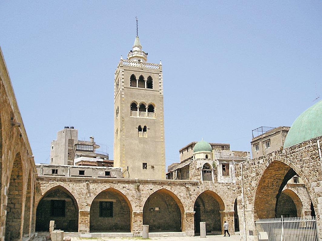 Trablusşam’da el-Câmiu’l-Mansûrî’ninavlu ve minaresi