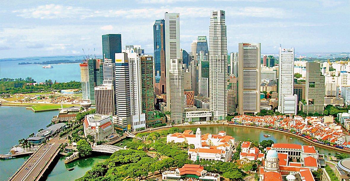 Modern Singapur şehrinden bir görünüş